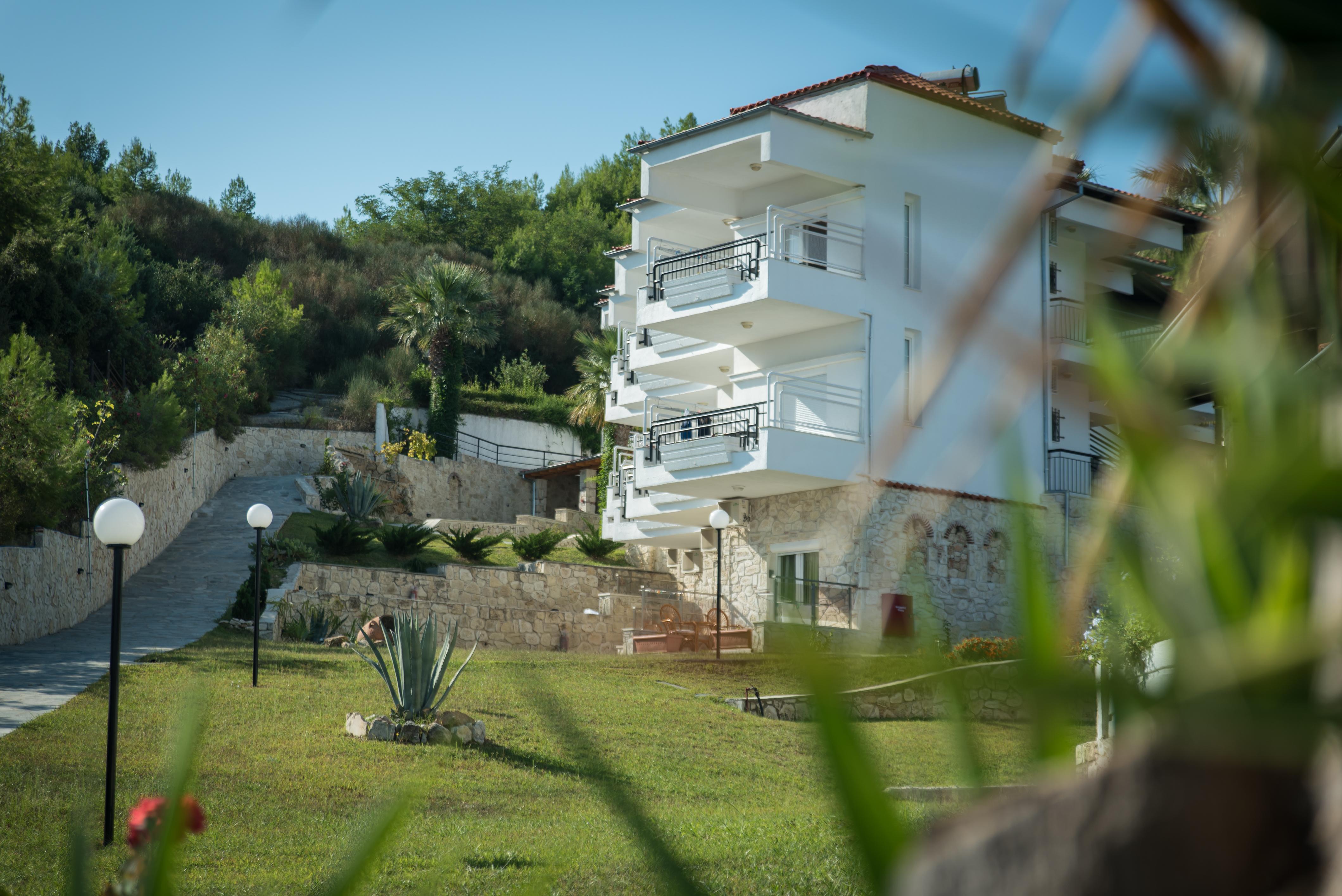 Halkidiki Palace Polychrono Exterior photo